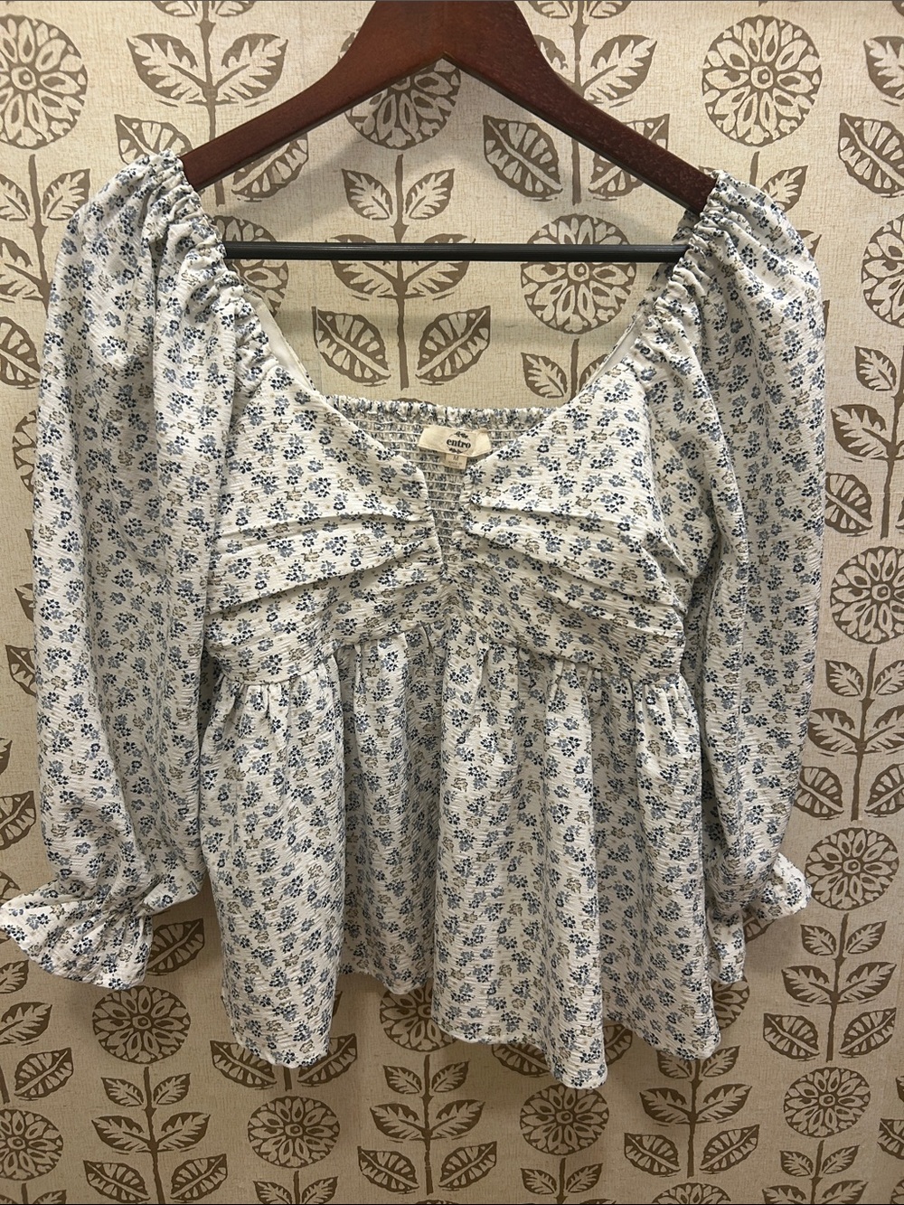 entro Blue and White Floral Empire Waist Tunic Top